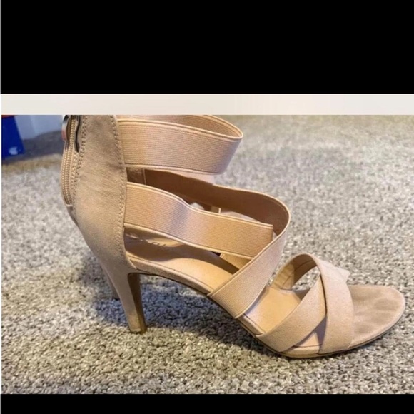 Elegant Beige Strappy Heels - Picture 1 of 5